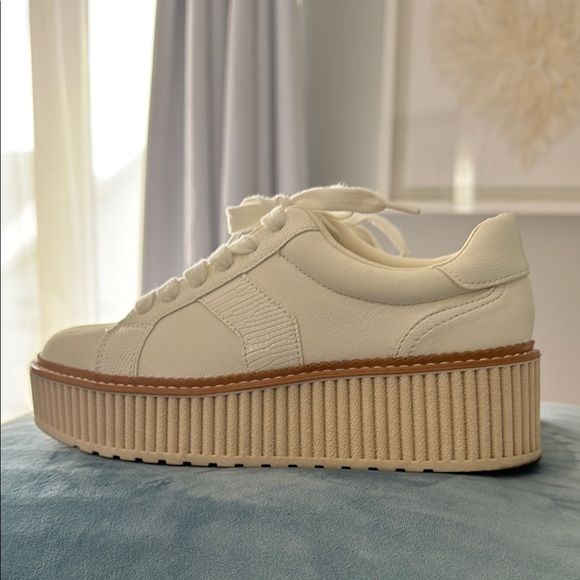 DV by Dolce Vita Cream Platform Sneakers - Picture 3 of 5